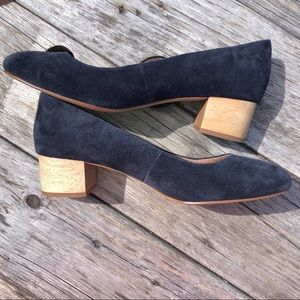 Madewell Ella Navy Suede Pumps, EUC 9